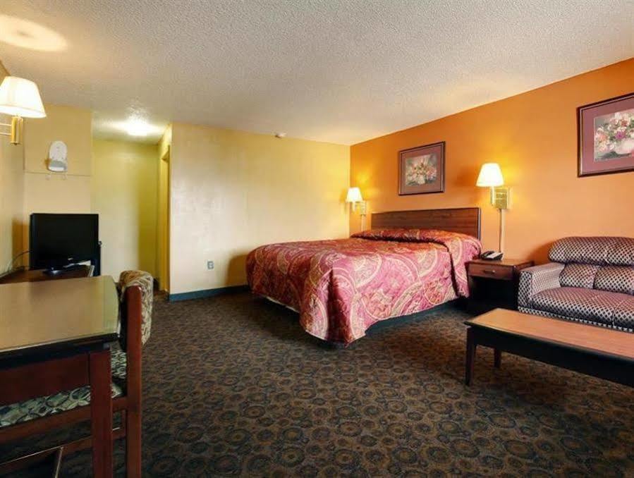 Americas Best Value Inn And Suites Гринвуд Экстерьер фото
